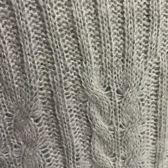 NWT Revolve Superdown distressed cable knit sweater - Picture 8 of 13